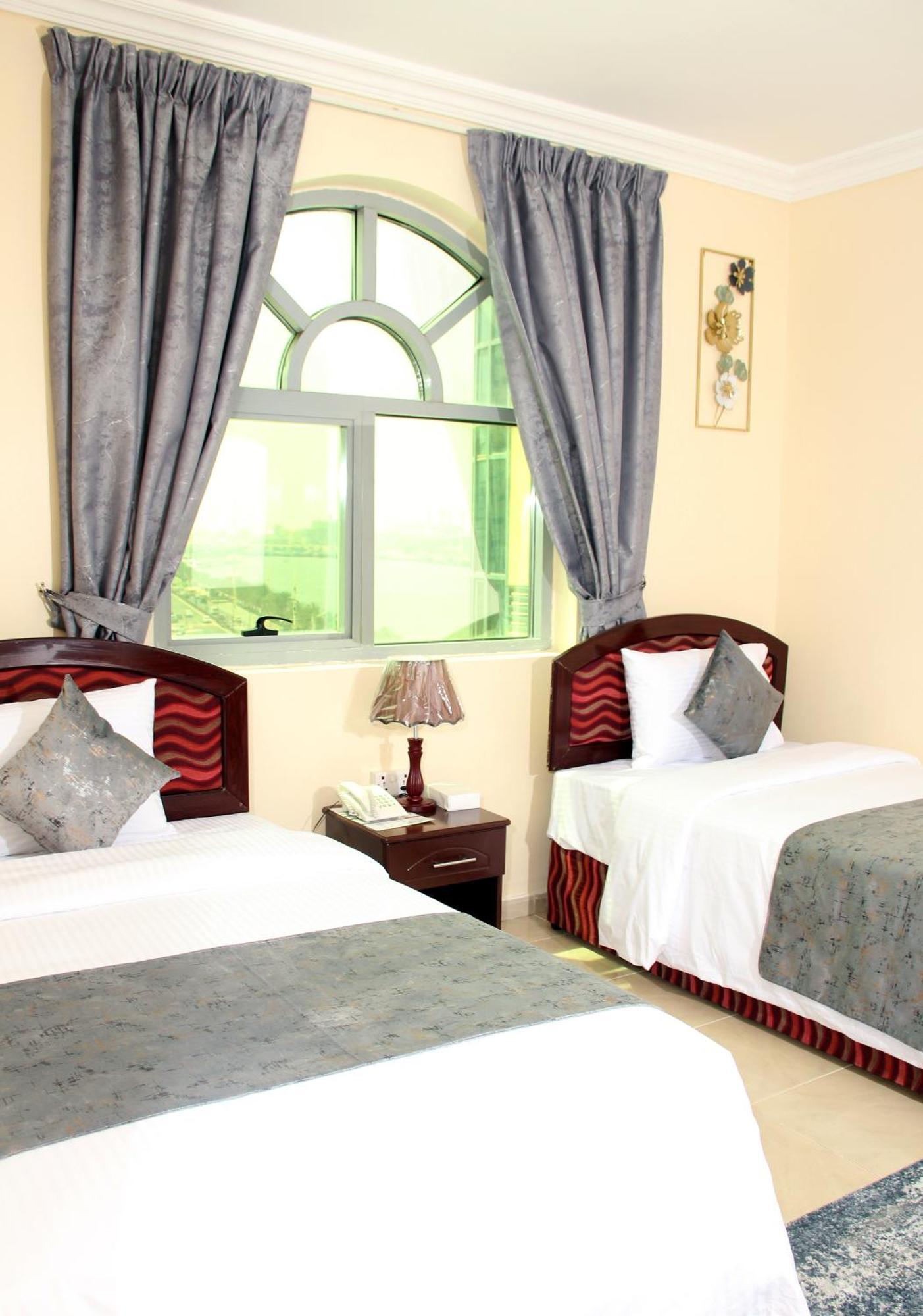 Al Barakah Hotel Sharjah Luaran gambar