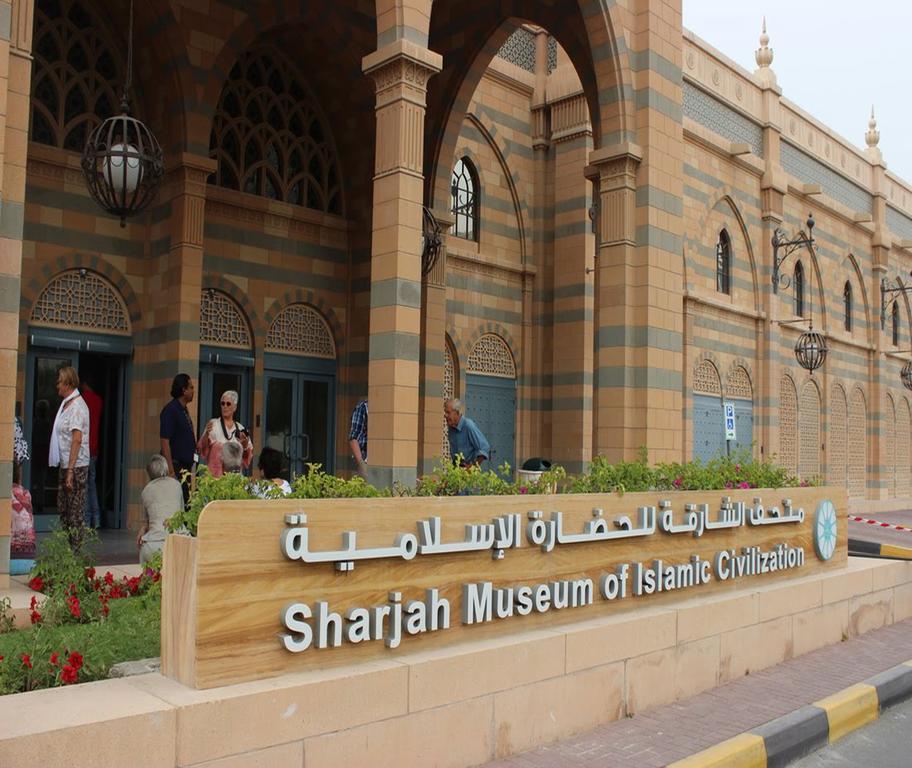 Al Barakah Hotel Sharjah Luaran gambar